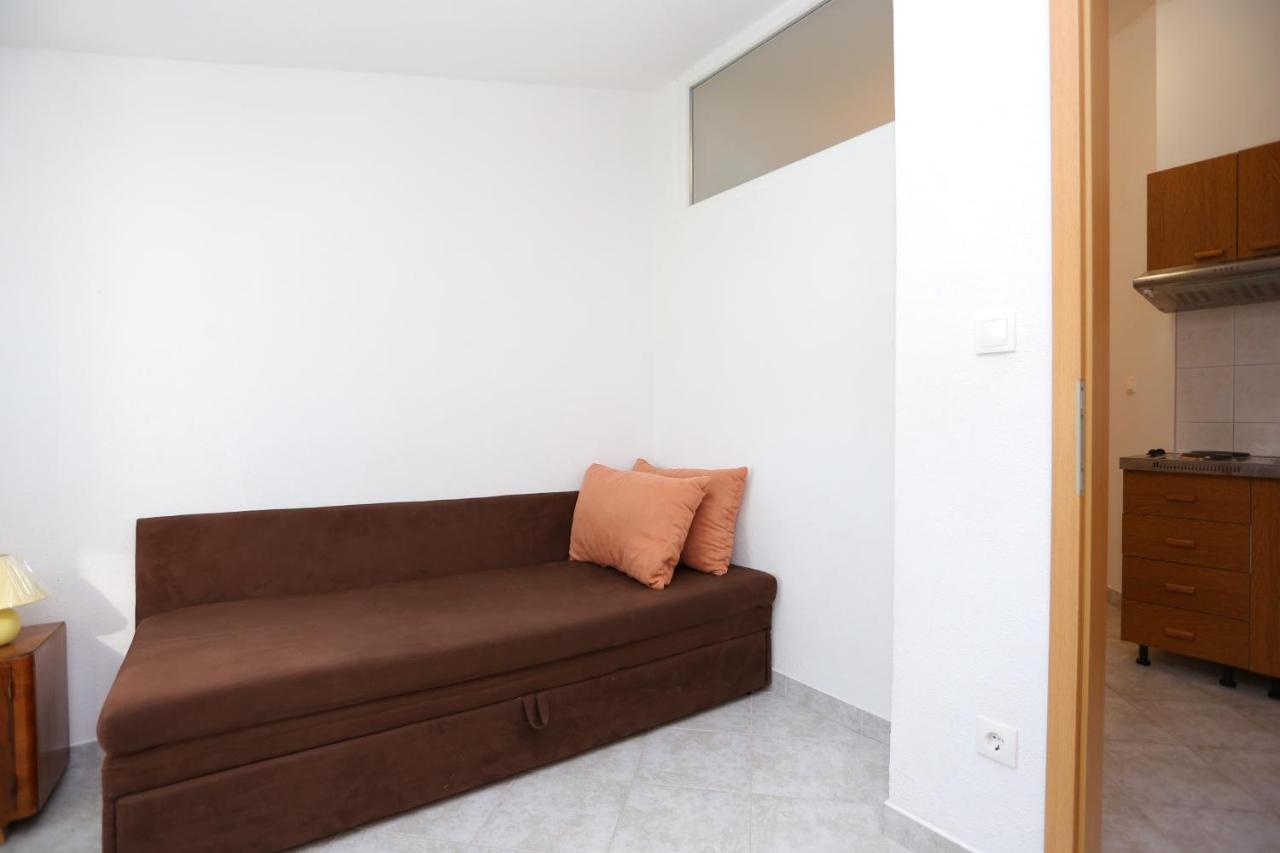 Apartment Slatine 14541D Eksteriør bilde